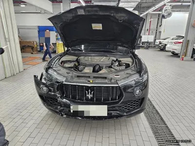 2017 Maserati Levante VIN: