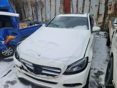 2016 Mercedes-Benz C 200 VIN: