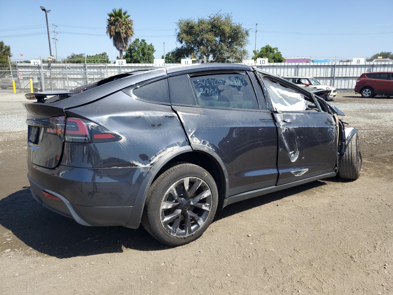 2024 TESLA MODEL X  VIN:7SAXCDE58RF444701