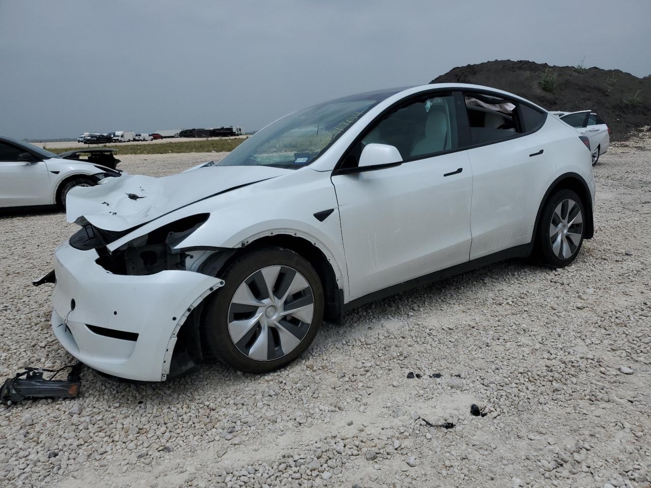 2022 TESLA MODEL Y  VIN:7SAYGAEE8NF362226