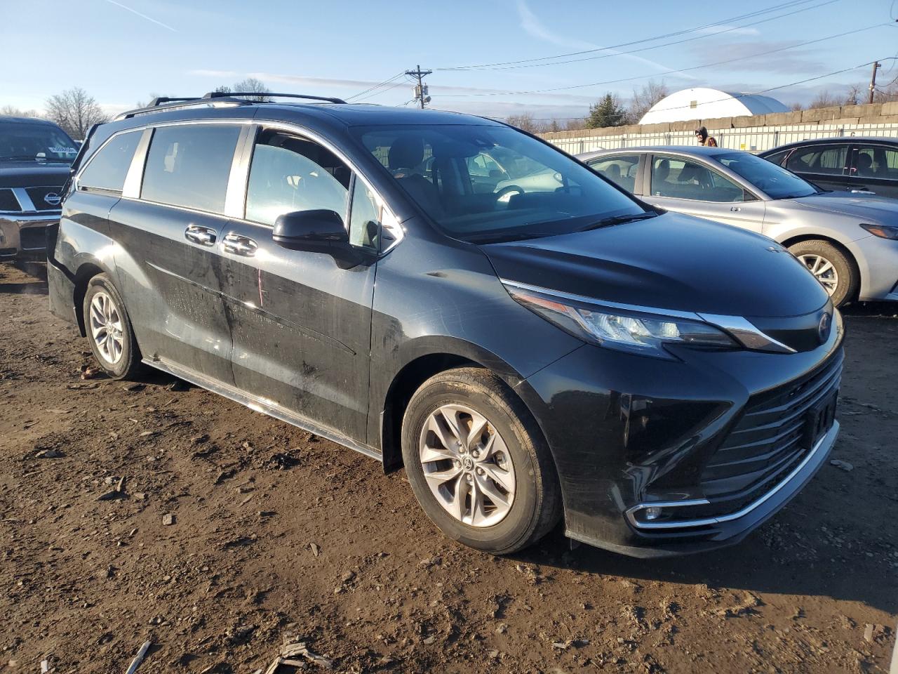 2022 TOYOTA SIENNA XLE VIN:5TDYSKFCXNS063802