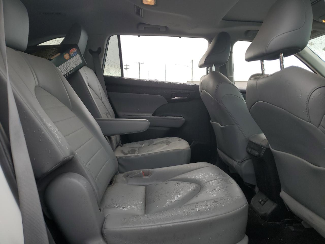 2022 TOYOTA HIGHLANDER HYBRID XLE VIN:5TDHARAHXNS510711