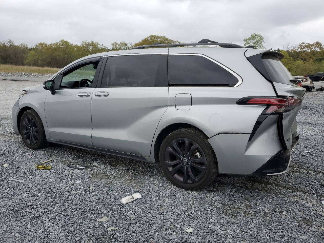 2023 TOYOTA SIENNA XSE VIN:5TDCRKEC8PS150334