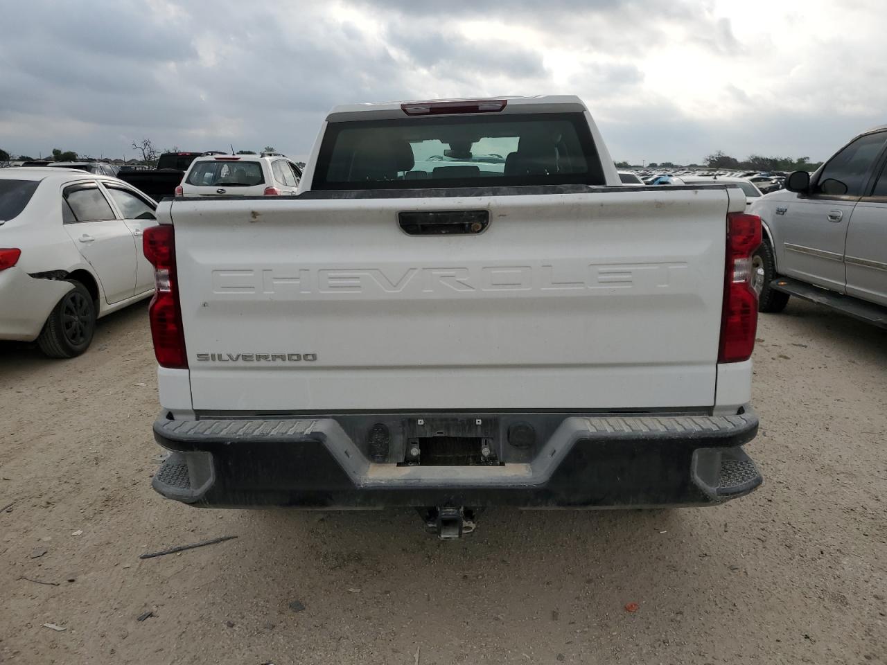 2024 CHEVROLET SILVERADO K1500 VIN:2GCUDAED5R1205239