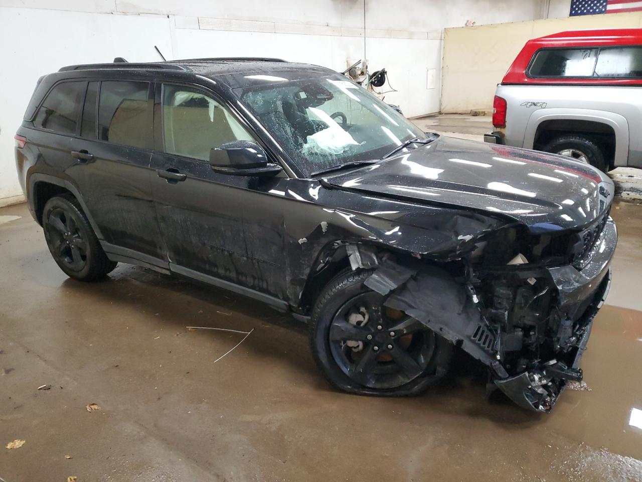 2024 JEEP GRAND CHEROKEE LIMITED VIN:1C4RJHBG5RC704686