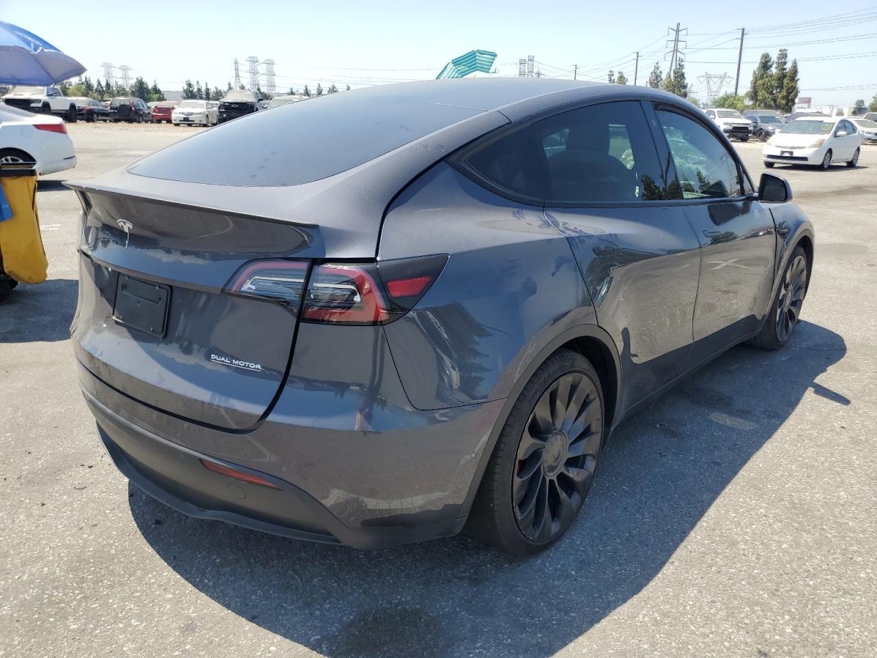 2022 TESLA MODEL Y  VIN:7SAYGDEF4NF311770