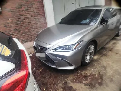 2020 Lexus ES 300 VIN: