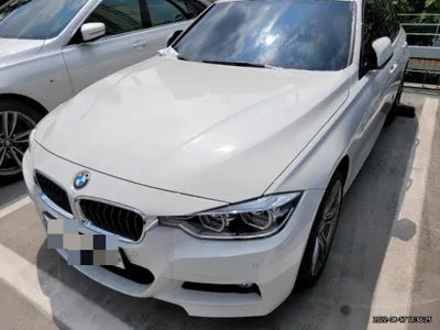 2018 BMW 320 VIN: