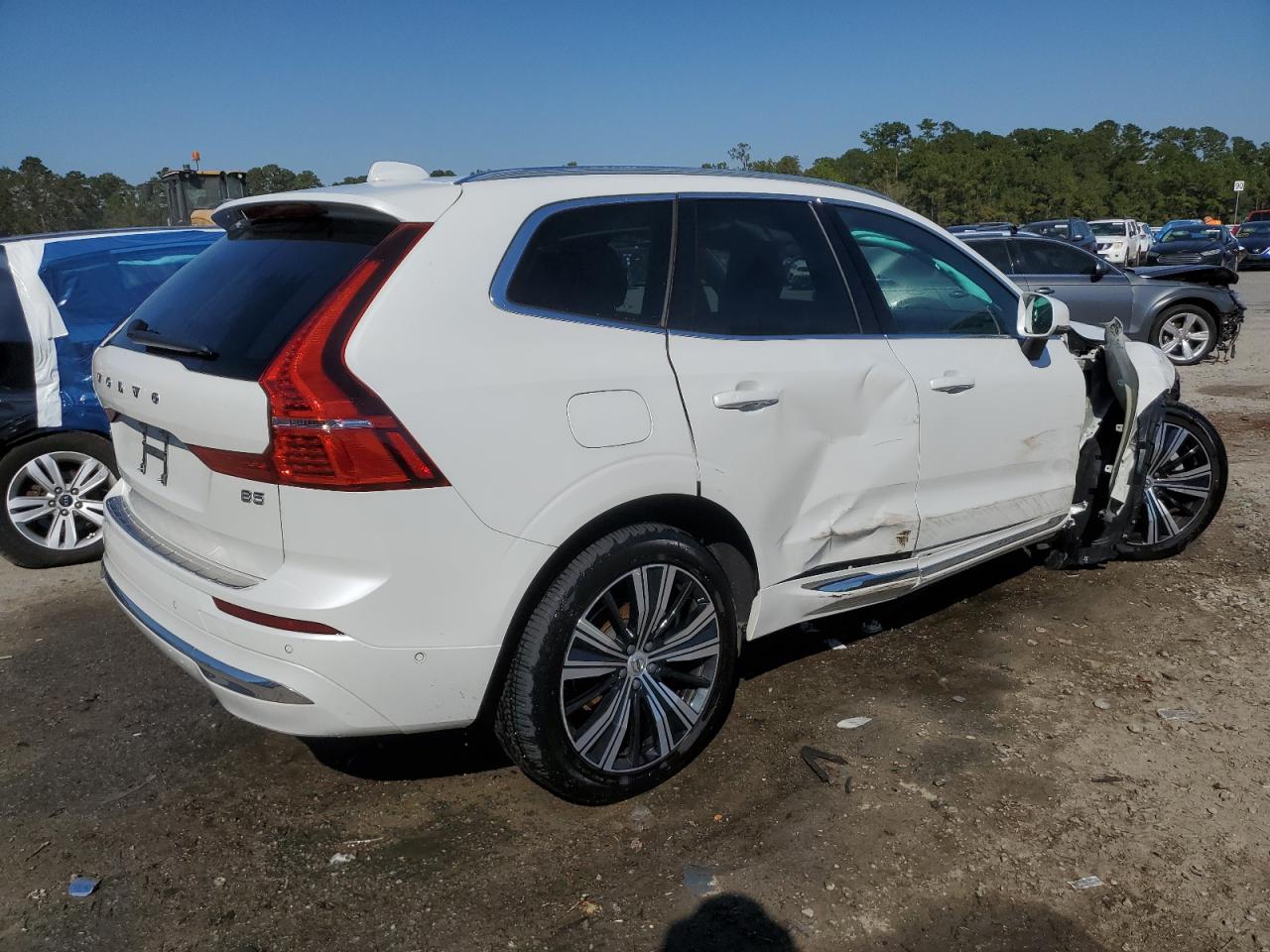 2023 VOLVO XC60 PLUS VIN:YV4L12DN1P1205243