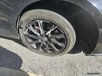 2018 Audi A4 WAUZZZF45JA172612 VIN:WAUZZZF45JA172612