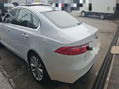 2019 Jaguar XF VIN: