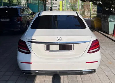 2019 Mercedes-Benz E 300 VIN: