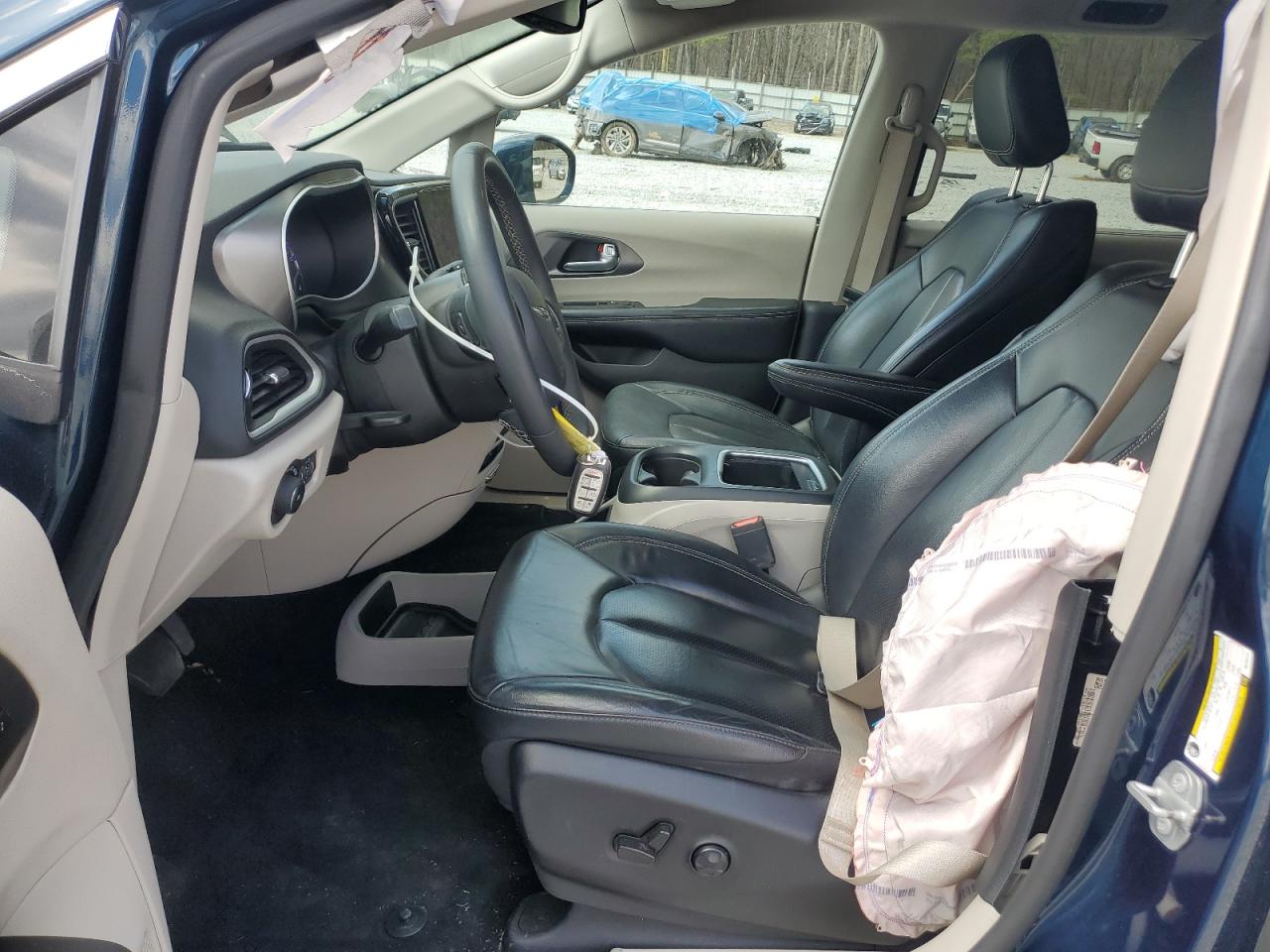 2022 CHRYSLER PACIFICA TOURING L VIN:2C4RC1BG8NR194112