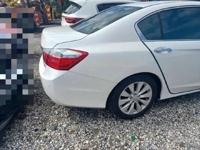 2015 Honda Accord VIN: