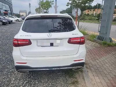 2018 Mercedes-Benz GLC 350 VIN: