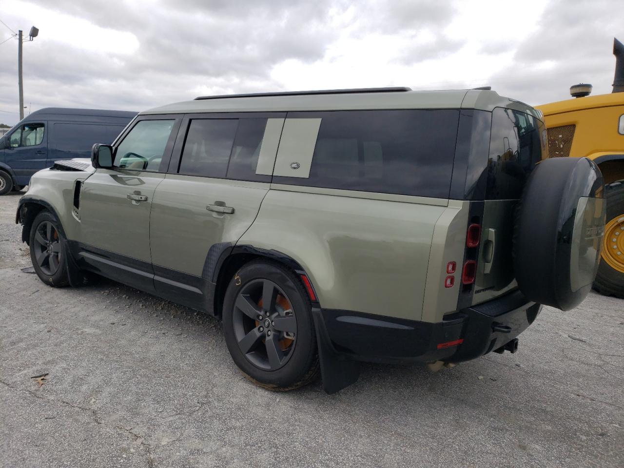 2024 LAND ROVER DEFENDER 130 X-DYNAMIC SE VIN:SALE2FEU8R2320398