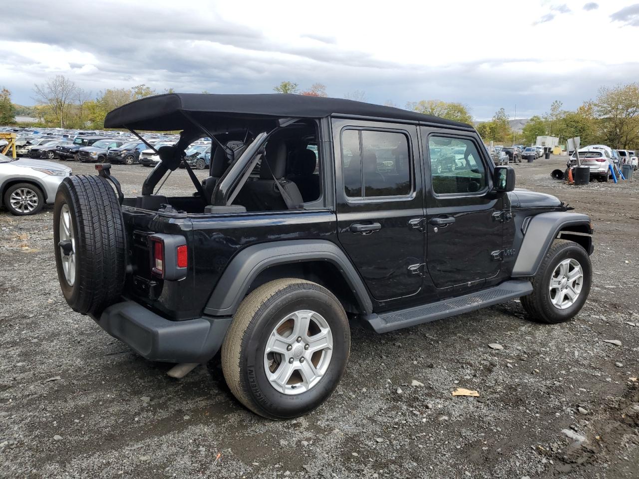 2022 JEEP WRANGLER UNLIMITED SPORT VIN:1C4HJXDG0NW180276