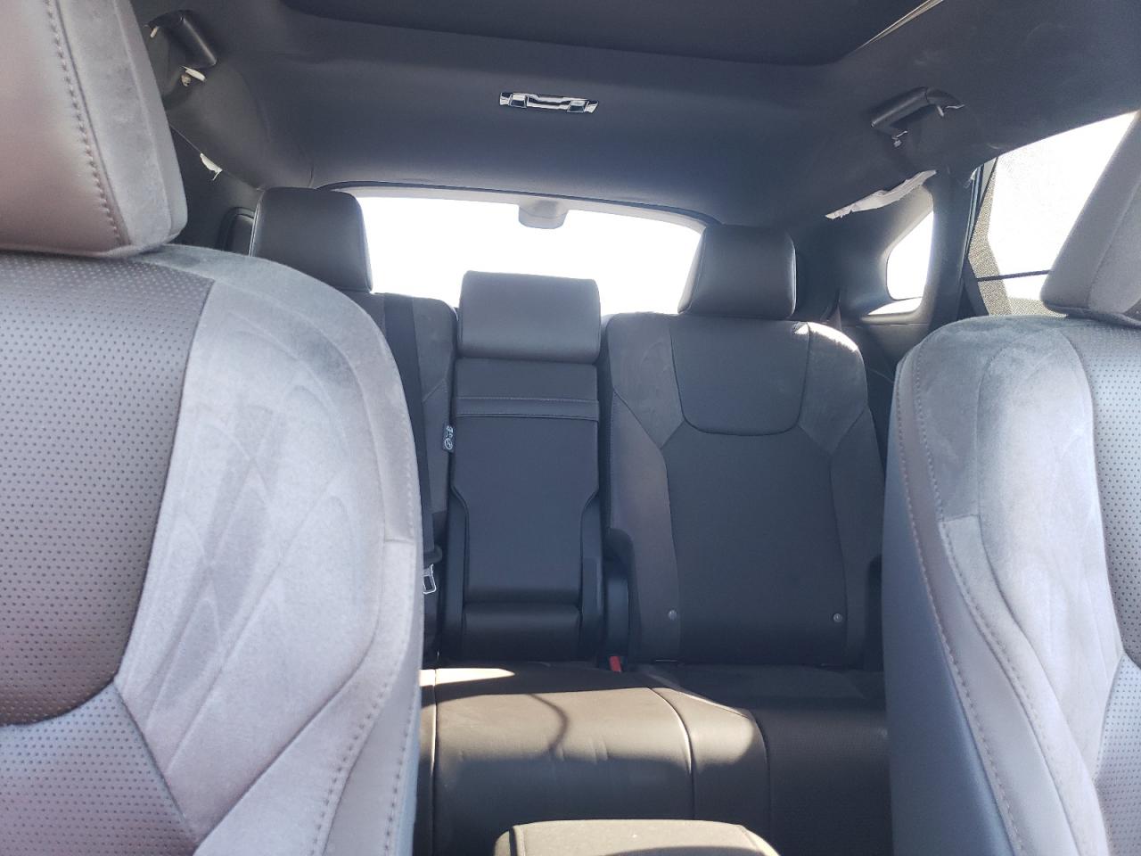 2024 LEXUS RX 450H+ LUXURY VIN:JTJCJMGA9R2021167