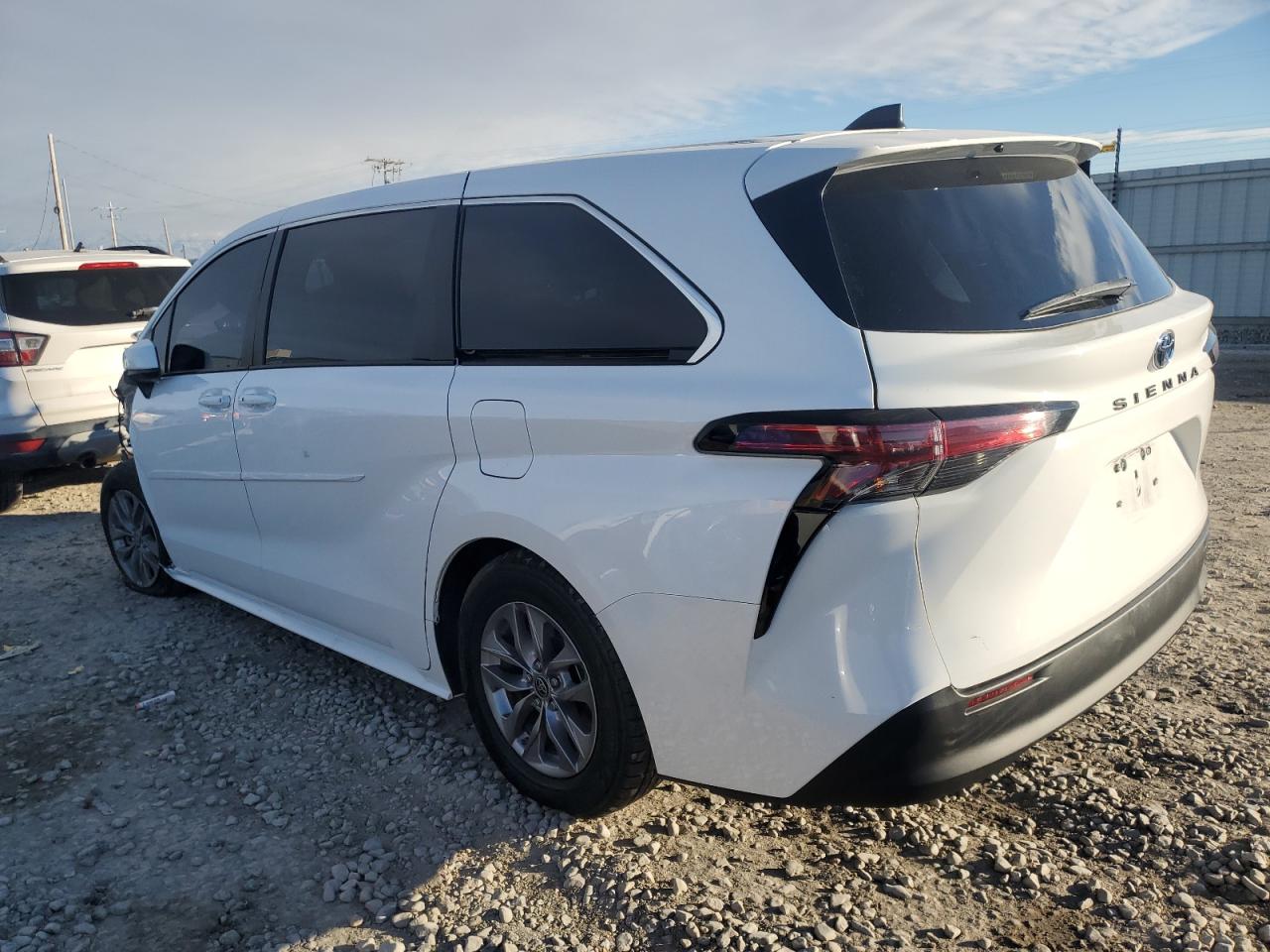 2022 TOYOTA SIENNA LE VIN:5TDKSKFC5NS055967