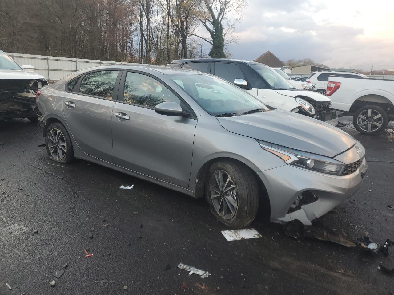 2024 KIA FORTE LX VIN:3KPF24AD7RE764820