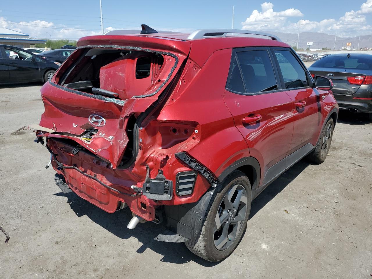 2022 HYUNDAI VENUE SEL VIN:KMHRC8A38NU207673