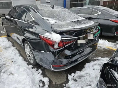 2023 Lexus ES 300 VIN: