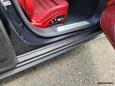 2018 Porsche Panamera VIN: