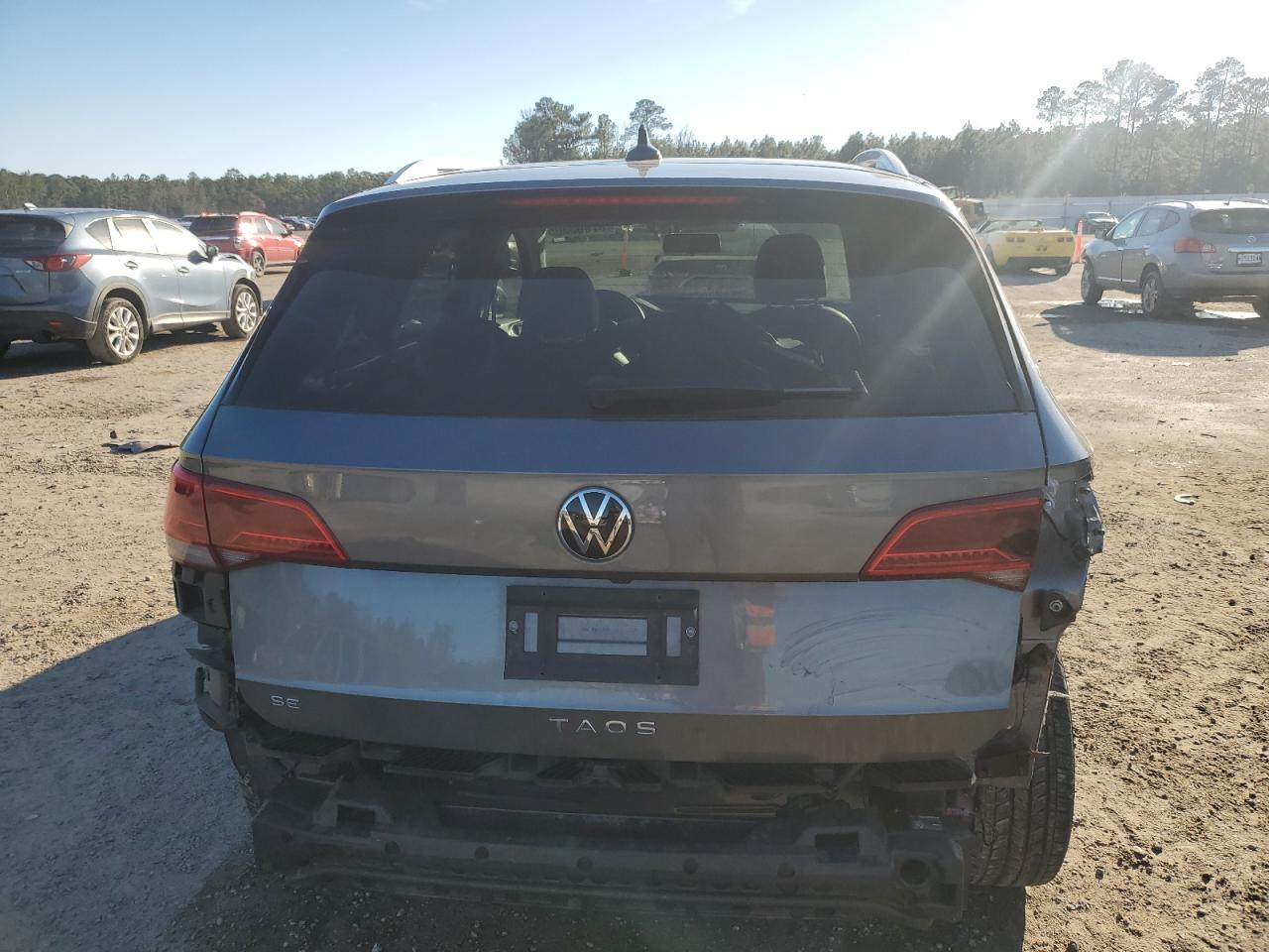2022 VOLKSWAGEN TAOS SE VIN:3VVTX7B27NM003502