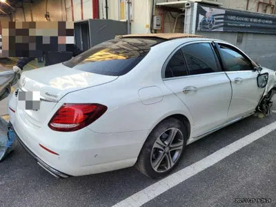 2016 Mercedes-Benz E 300 WDDZF4KB9HA108365 VIN:WDDZF4KB9HA108365