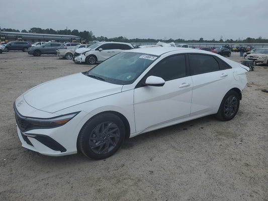 2024 HYUNDAI ELANTRA SEL VIN:KMHLM4DG7RU682618
