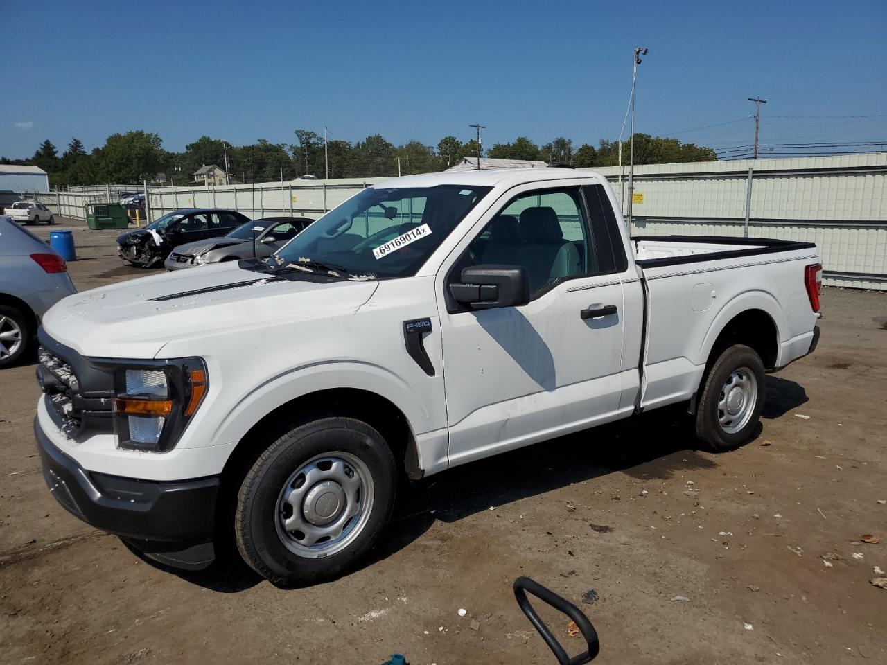 2023 FORD F150  VIN:1FTMF1C55PKF69843