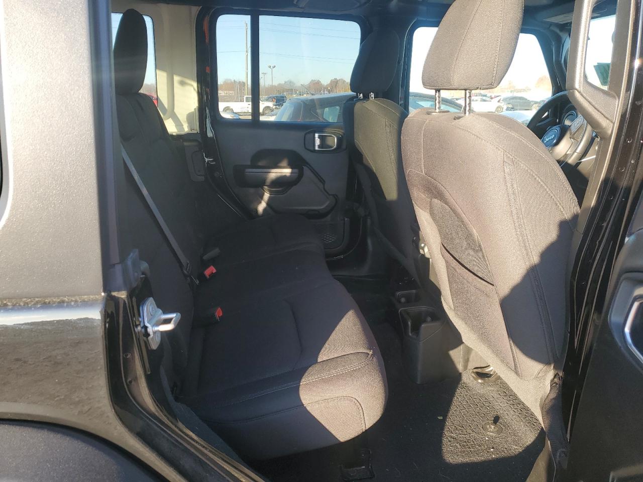 2022 JEEP WRANGLER UNLIMITED SPORT VIN:1C4HJXDG6NW201888
