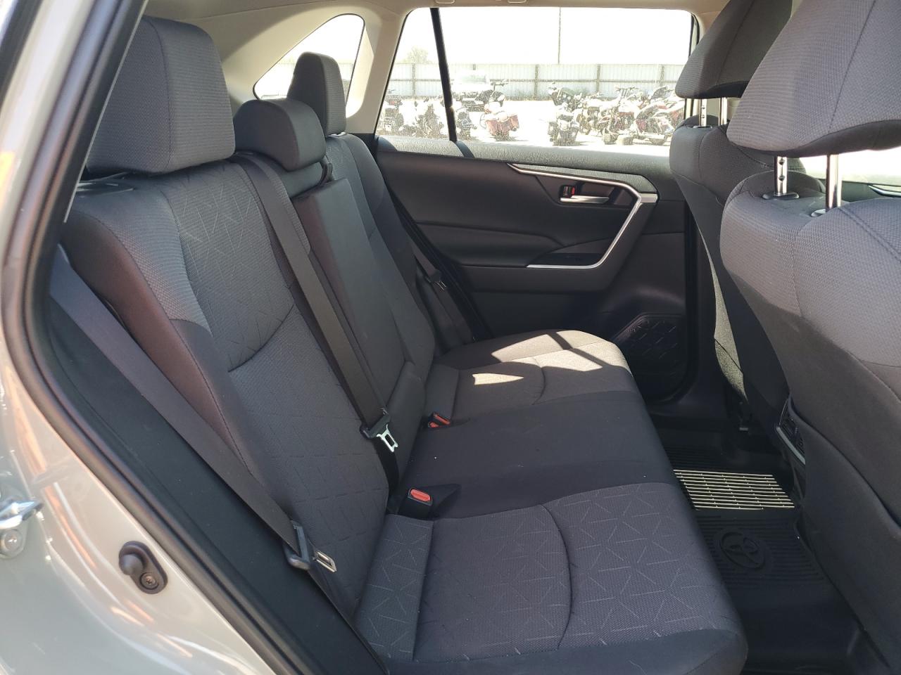 2023 TOYOTA RAV4 XLE VIN:JTMRWRFV0PD574954