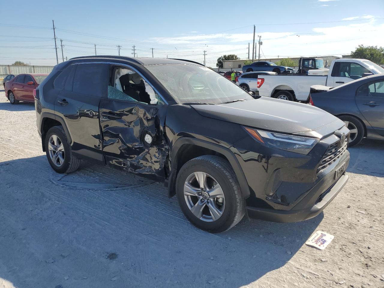 2022 TOYOTA RAV4 XLE VIN:2T3W1RFV4NC208160