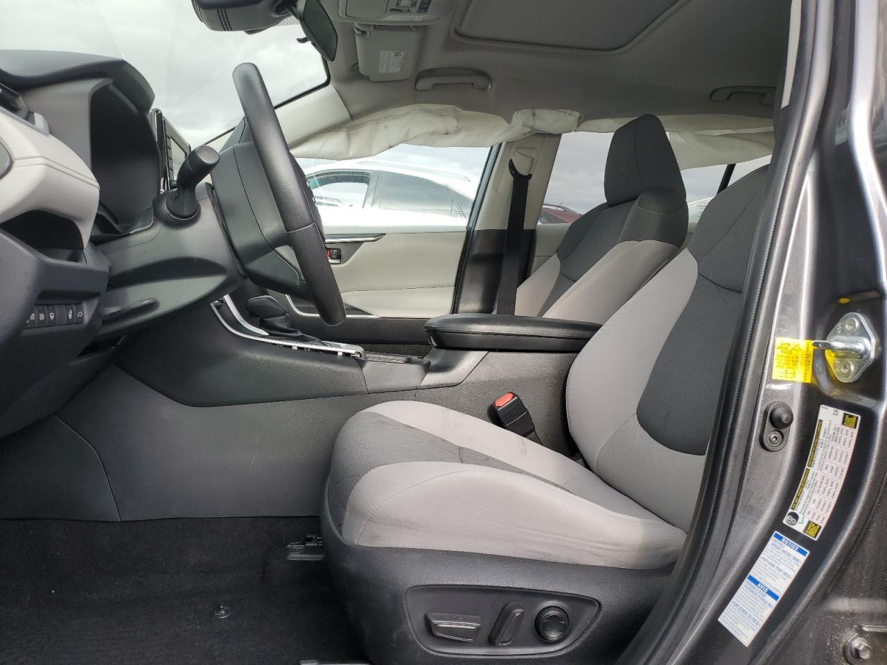 2022 TOYOTA RAV4 XLE VIN:2T3P1RFV0NC284026