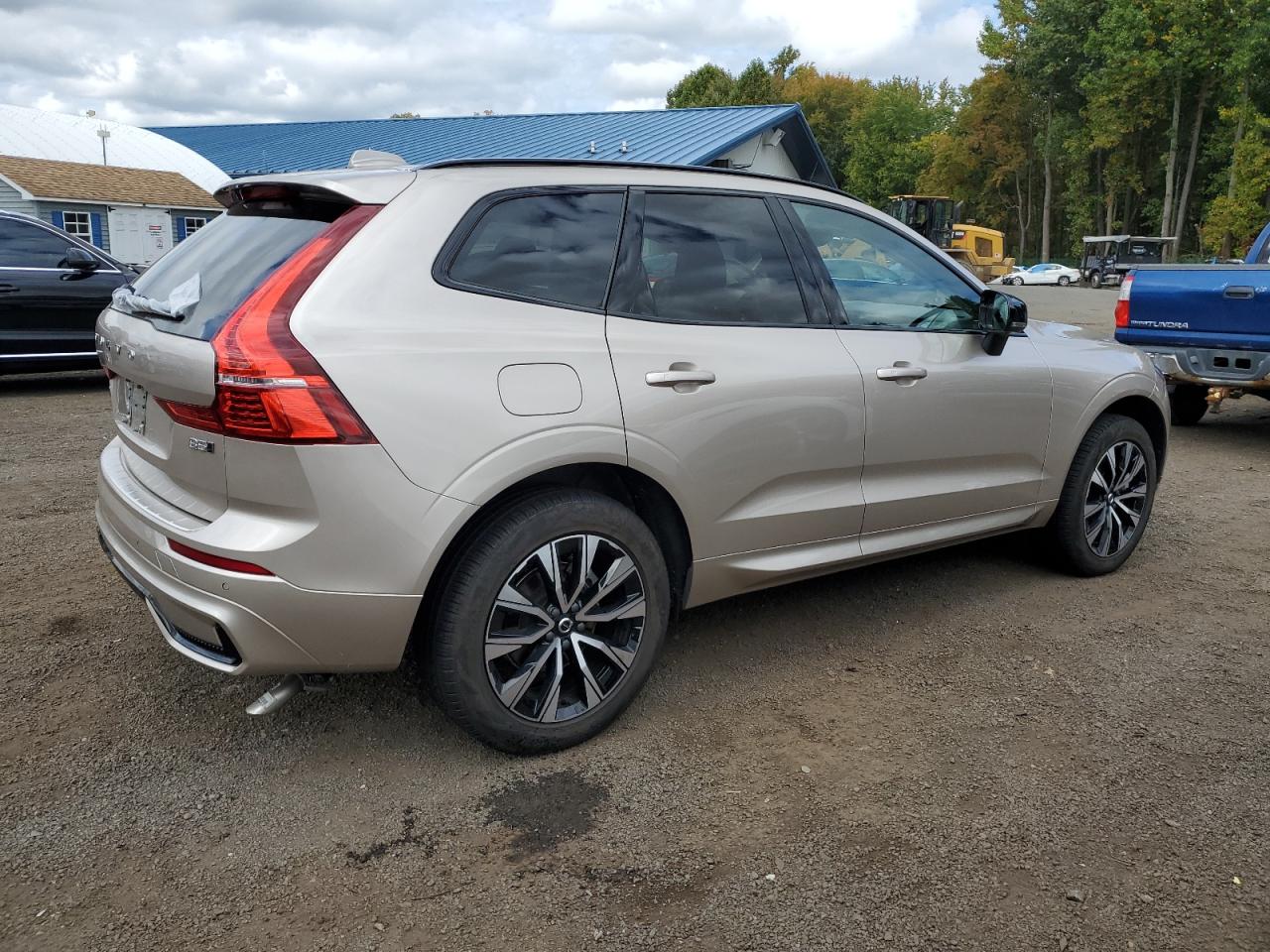 2024 VOLVO XC60 CORE VIN:YV4L12RK9R1755873