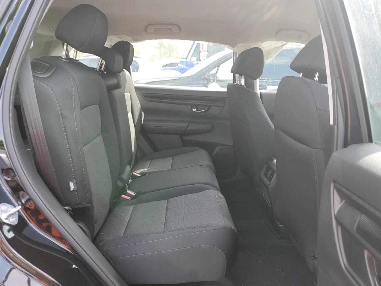 2024 HONDA CR-V LX VIN:7FARS4H25RE007852