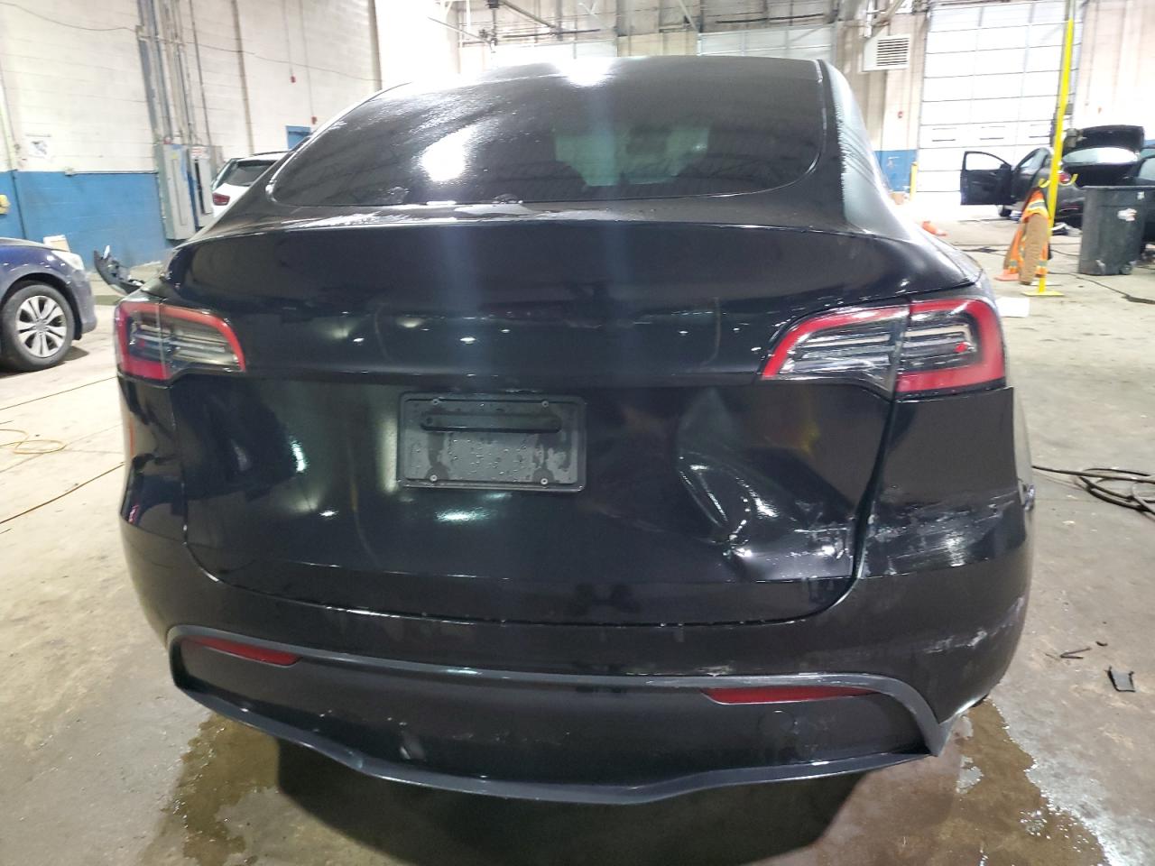 2023 TESLA MODEL Y  VIN:7SAYGDEE3PA181875