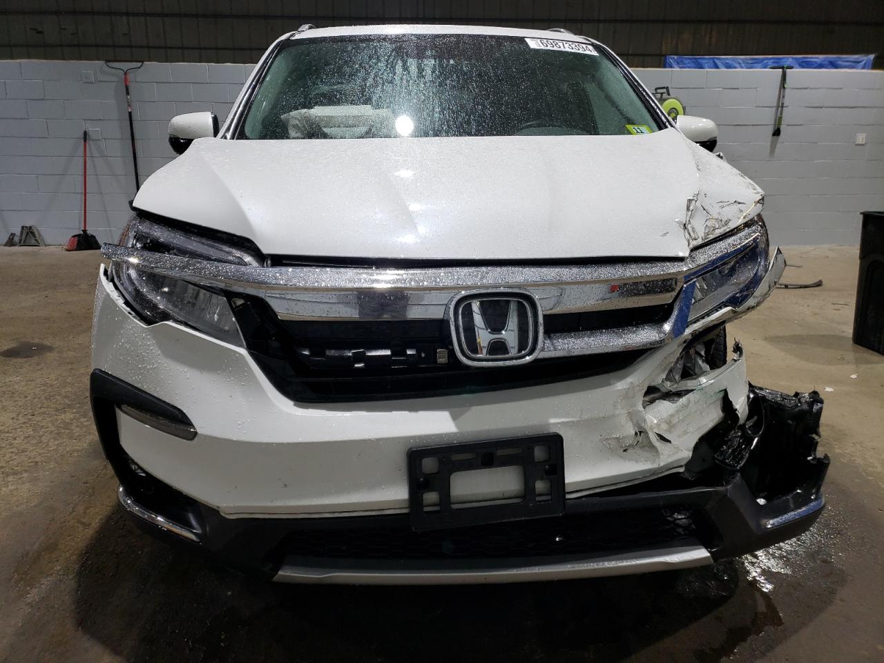 2022 HONDA PILOT TOURING VIN:5FNYF6H62NB031482