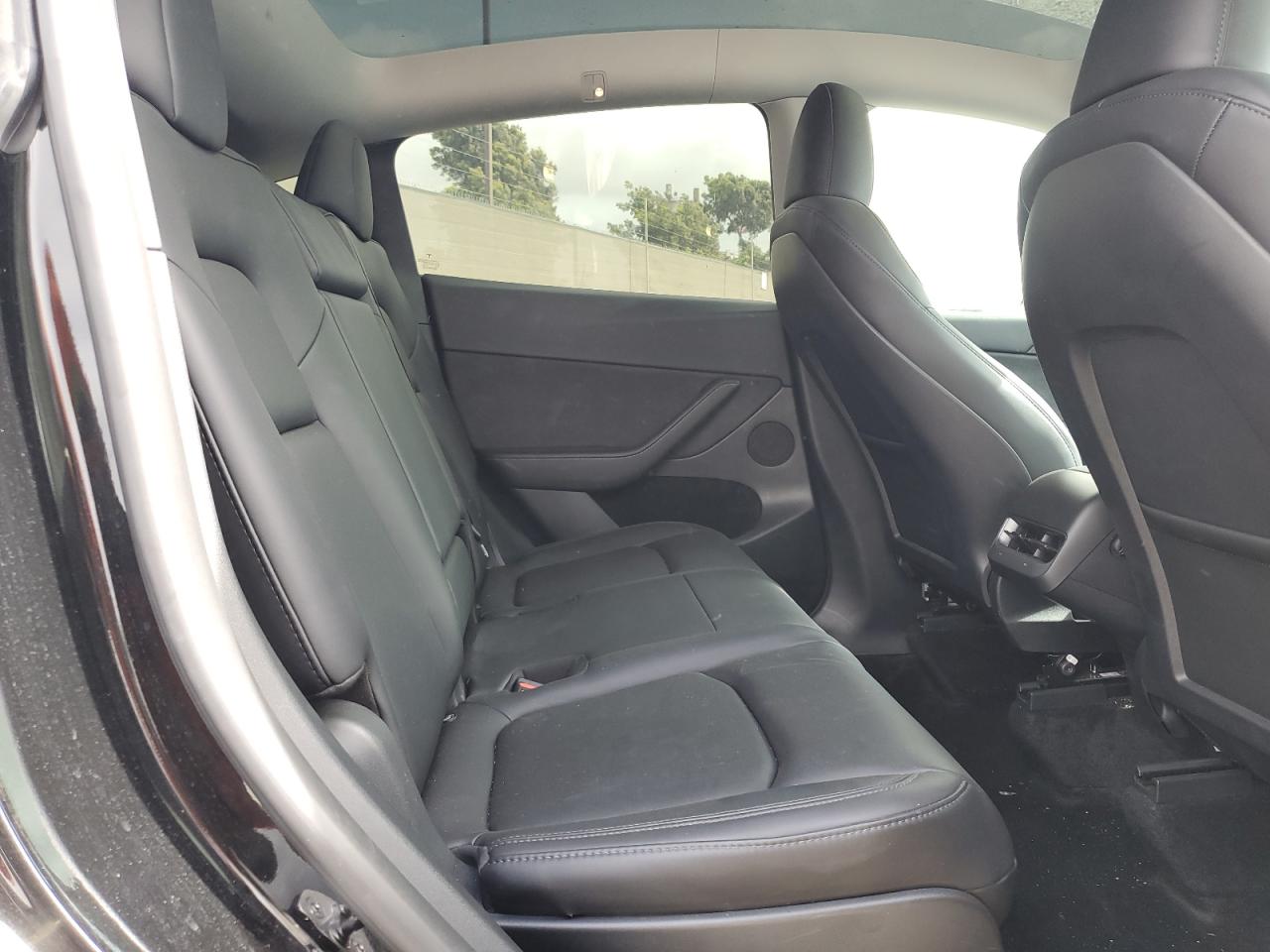 2023 TESLA MODEL Y  VIN:7SAYGAEE5PF880779