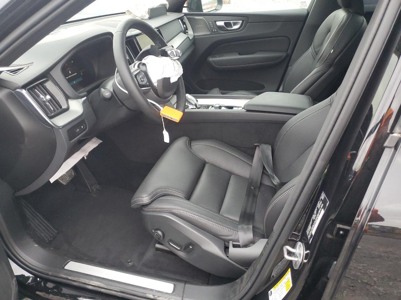 2024 VOLVO XC60 ULTIMATE VIN:YV4H60DJXR1903877
