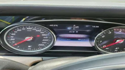 2018 Mercedes-Benz E 300 VIN: