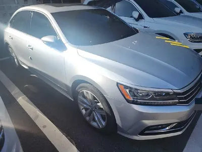 2018 Volkswagen Passat VIN:
