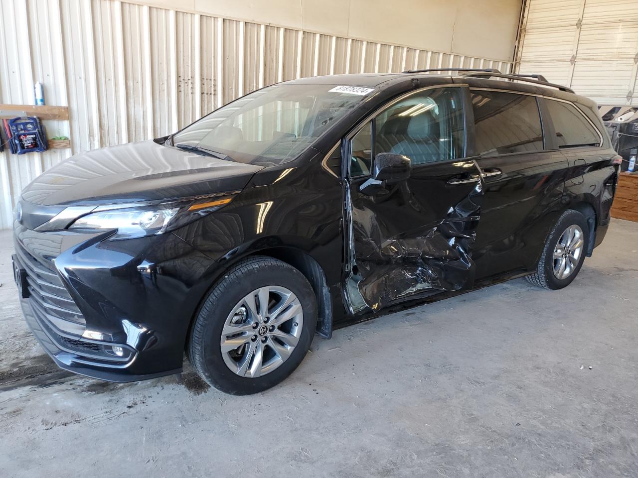 2023 TOYOTA SIENNA XSE VIN:5TDCSKFCXPS107701