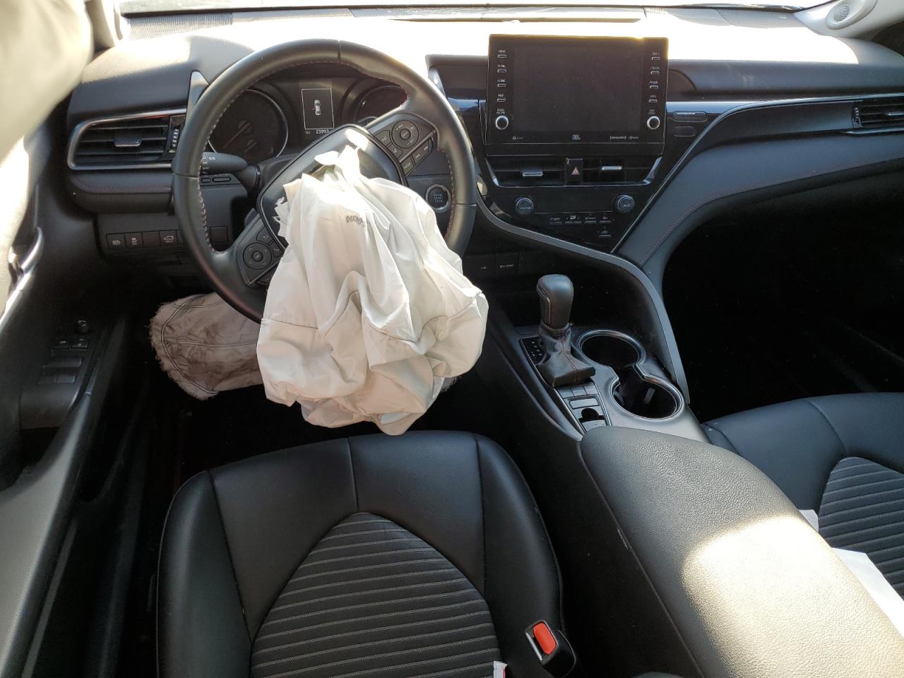 2022 TOYOTA CAMRY TRD VIN:4T1KZ1AK2NU065836