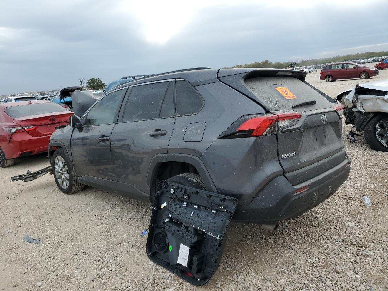 2022 TOYOTA RAV4 XLE PREMIUM VIN:2T3C1RFVXNC196504