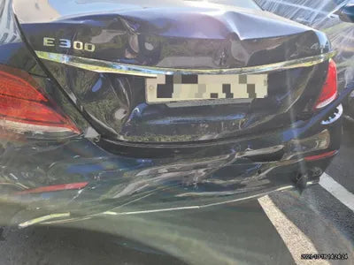 2019 Mercedes-Benz E 300 WDDZF4KB8KA662505 VIN:WDDZF4KB8KA662505