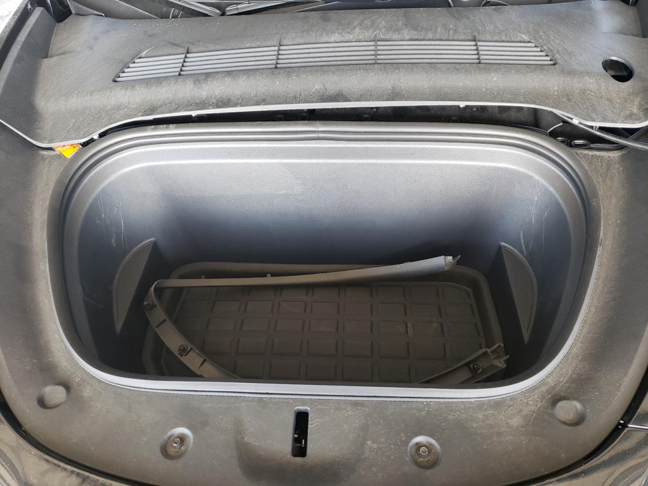 2023 TESLA MODEL Y  VIN:7SAYGAEEXPF772075