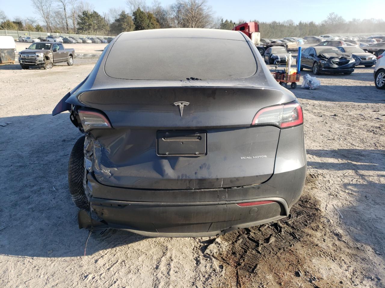 2022 TESLA MODEL Y  VIN:7SAYGDEE6NF331851