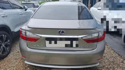 2018 Lexus ES 300 VIN: